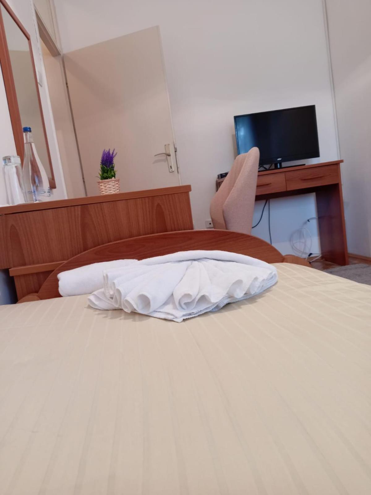 Hotel Vlasina - Vlasinsko Jezero Vlasina Rid Exteriér fotografie